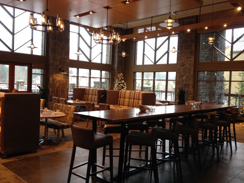 The Westin By Latour Aparthotel Whistler Exterior photo