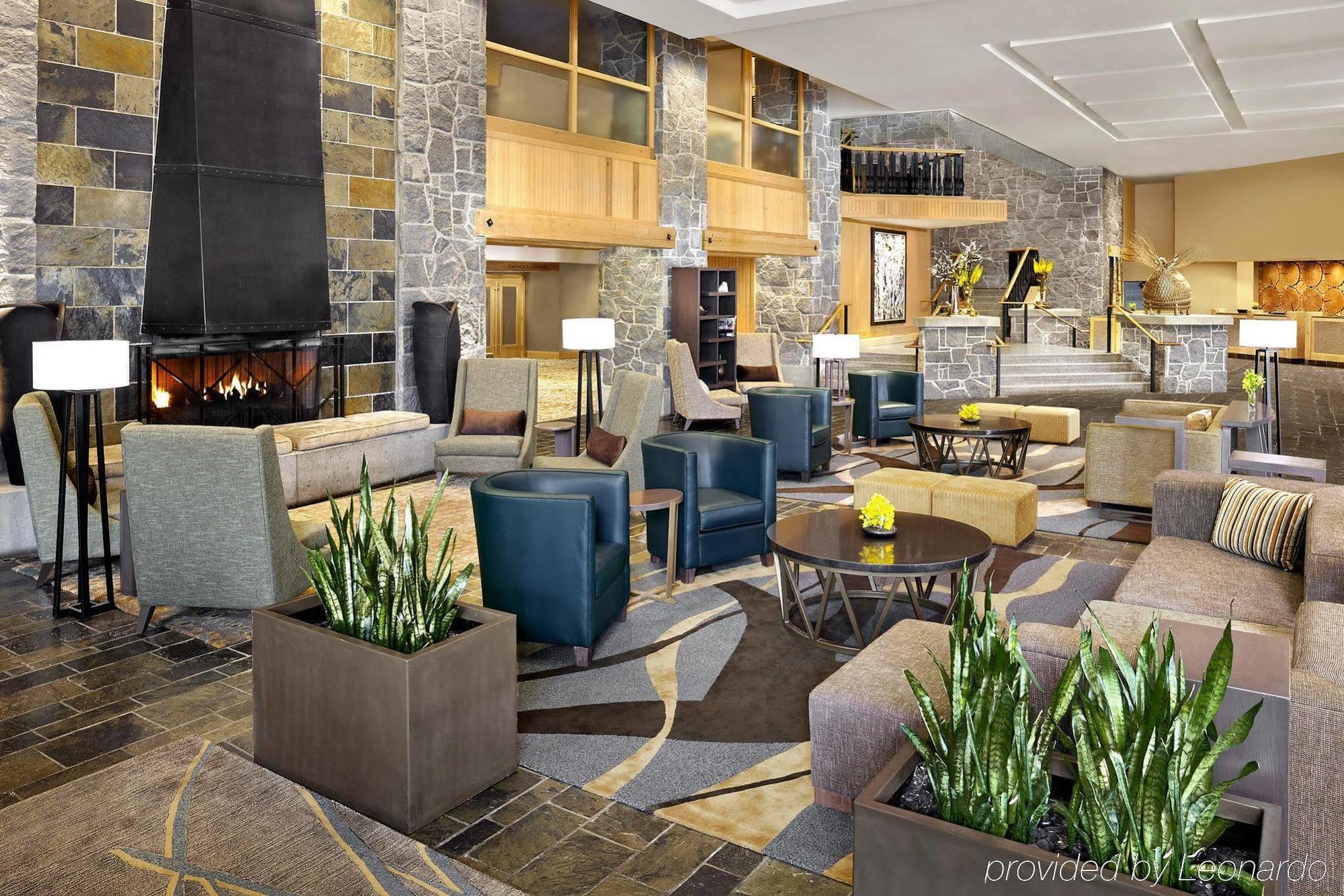 The Westin By Latour Aparthotel Whistler Exterior photo