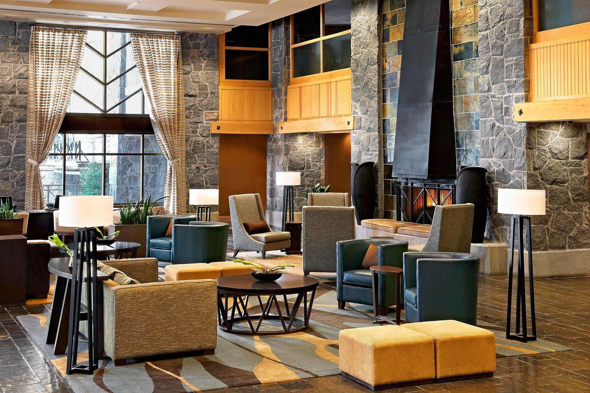 The Westin By Latour Aparthotel Whistler Exterior photo