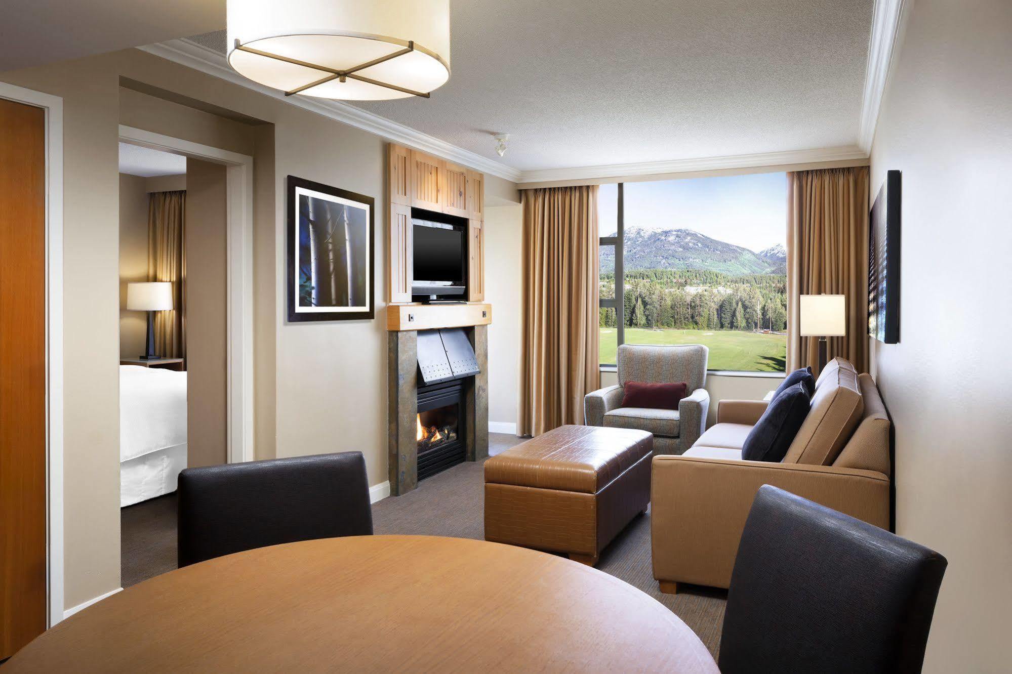 The Westin By Latour Aparthotel Whistler Exterior photo